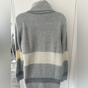 TRISTAN Grey stripes turtleneck sweater